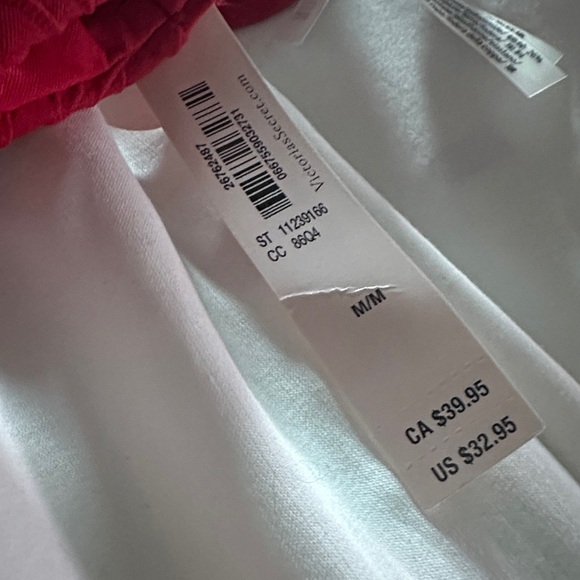 Vibrant Red Bikini Set - Picture 2 of 5